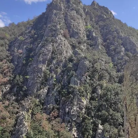 Lejlighed T3 Au Calme Au 2eme Etage Sans Ascenseur Vue Sur Les Montagnes Navette A Proximite