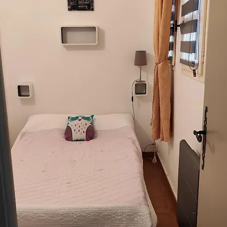T3 Au Calme Au 2eme Etage Sans Ascenseur Vue Sur Les Montagnes Navette A Proximite Apartment